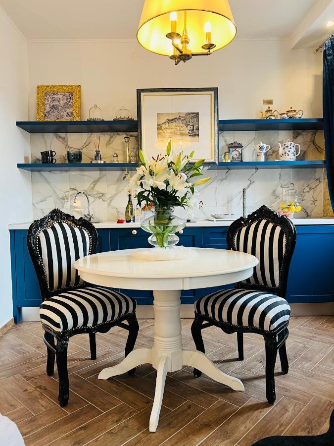 La Dolce Vita Luxury Apartments With Best Free Private Parking In City Center PUY Exterior foto
