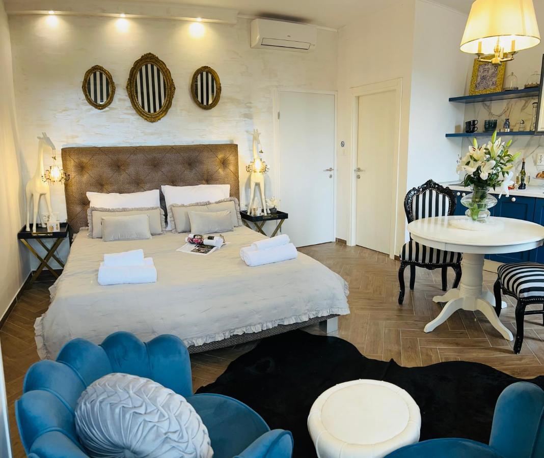 La Dolce Vita Luxury Apartments With Best Free Private Parking In City Center PUY Exterior foto