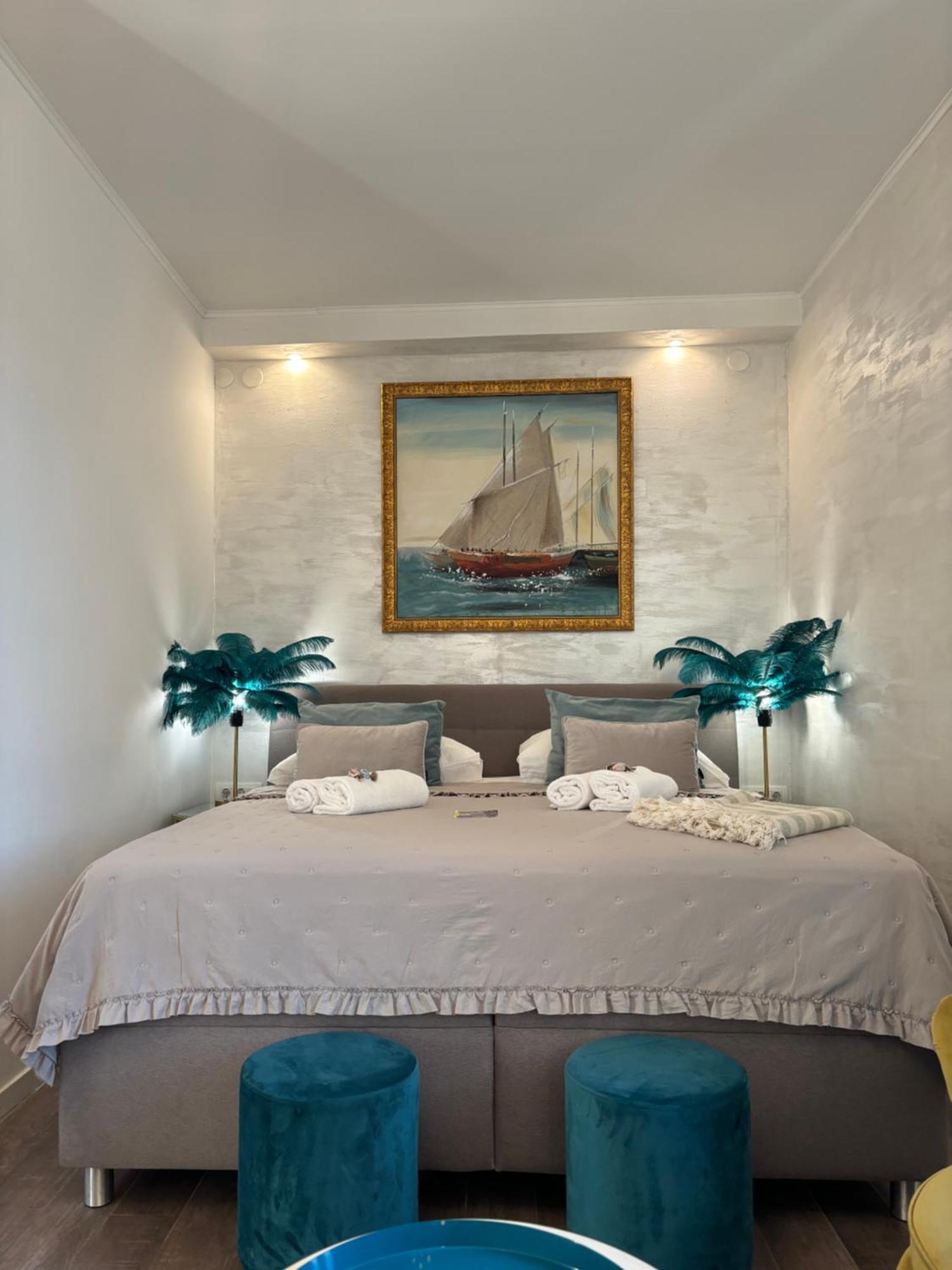 La Dolce Vita Luxury Apartments With Best Free Private Parking In City Center PUY Exterior foto