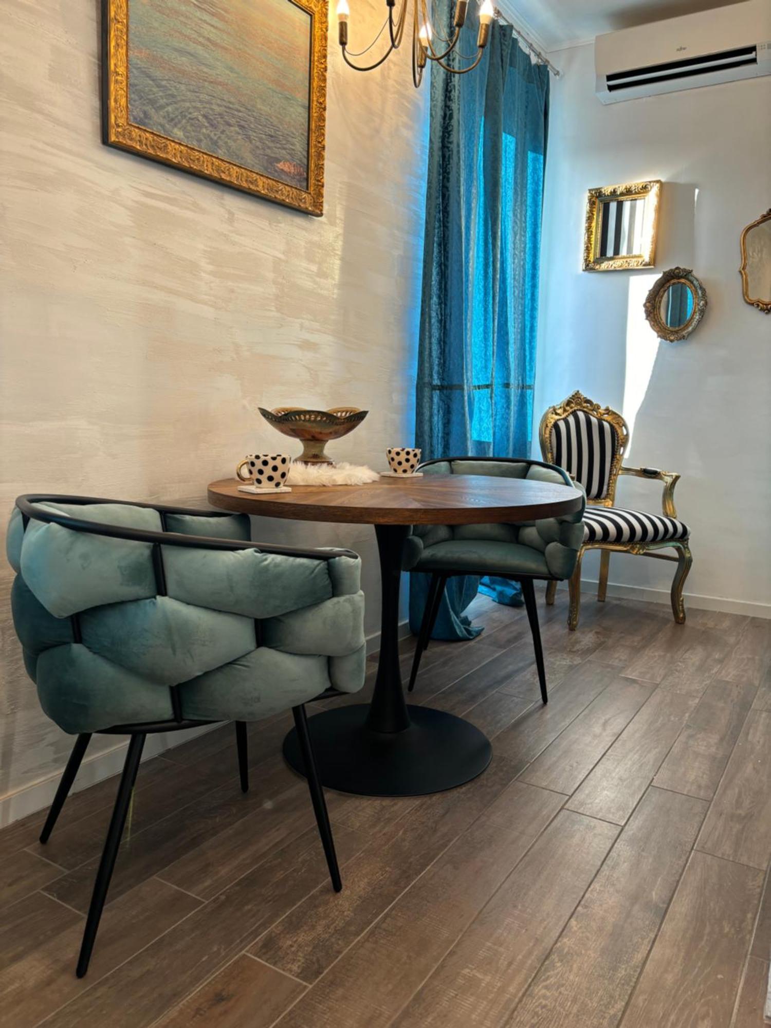 La Dolce Vita Luxury Apartments With Best Free Private Parking In City Center PUY Exterior foto